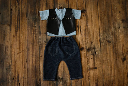Newborn Photography Clothes for Baby Boy Cool Leather Jacket Clothing Musician Guirar Set Props for Studio Photoshoot Props