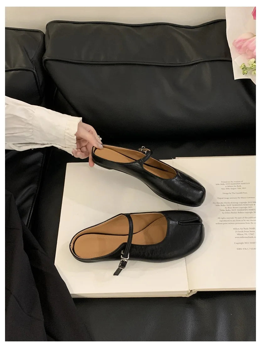 Women Tabi Ninja Slippers Brand Mules Soft Microfiber Comfy Flats Fashion Split Toe Slides Casual Loafer Shallow Ballerina Mujer
