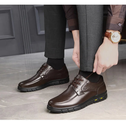 Autumn Men's Leather Shoes True Cowhide Flat Bottom Anti-Slip Plus Size Casual Elderly Father Shoes Rubber Sole China Made