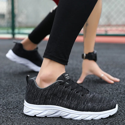 MAEDEF 2024 Running Shoes Men Sneakers Fashion Lightweight Trainers Breathable Walking Shoe Outdoor Comfortable Athletic for Men