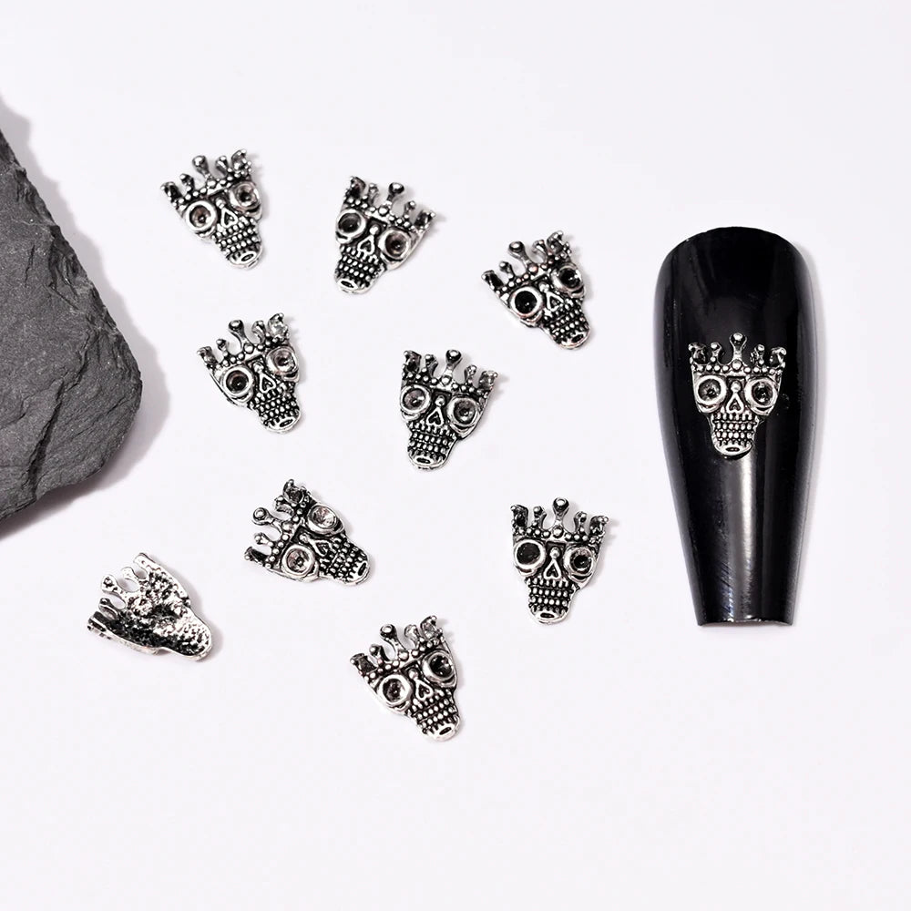 Lot de 10 breloques pour ongles squelette en métal, motif Halloween, accessoires de manucure DIY, décoration crâne et croix.