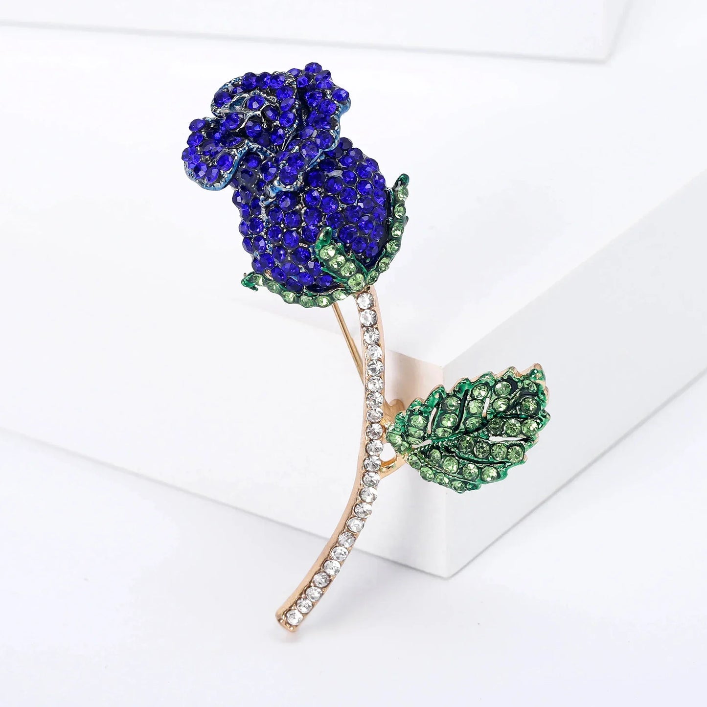 Valentine's Day Enamel Rose Brooches for Women Rhinestone Plant Flower Pins Banquet Party Backpack Gifts Jewelry Accessories