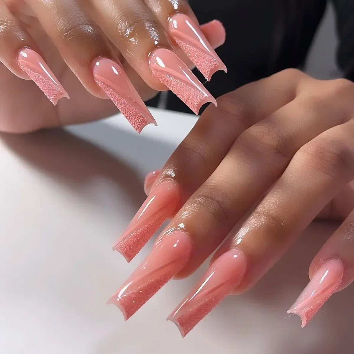 Romantic Red Lips Valentine's Day Wearable Fake Nails Frosted White Detachable Finished False Nails Press on Nails with Glue