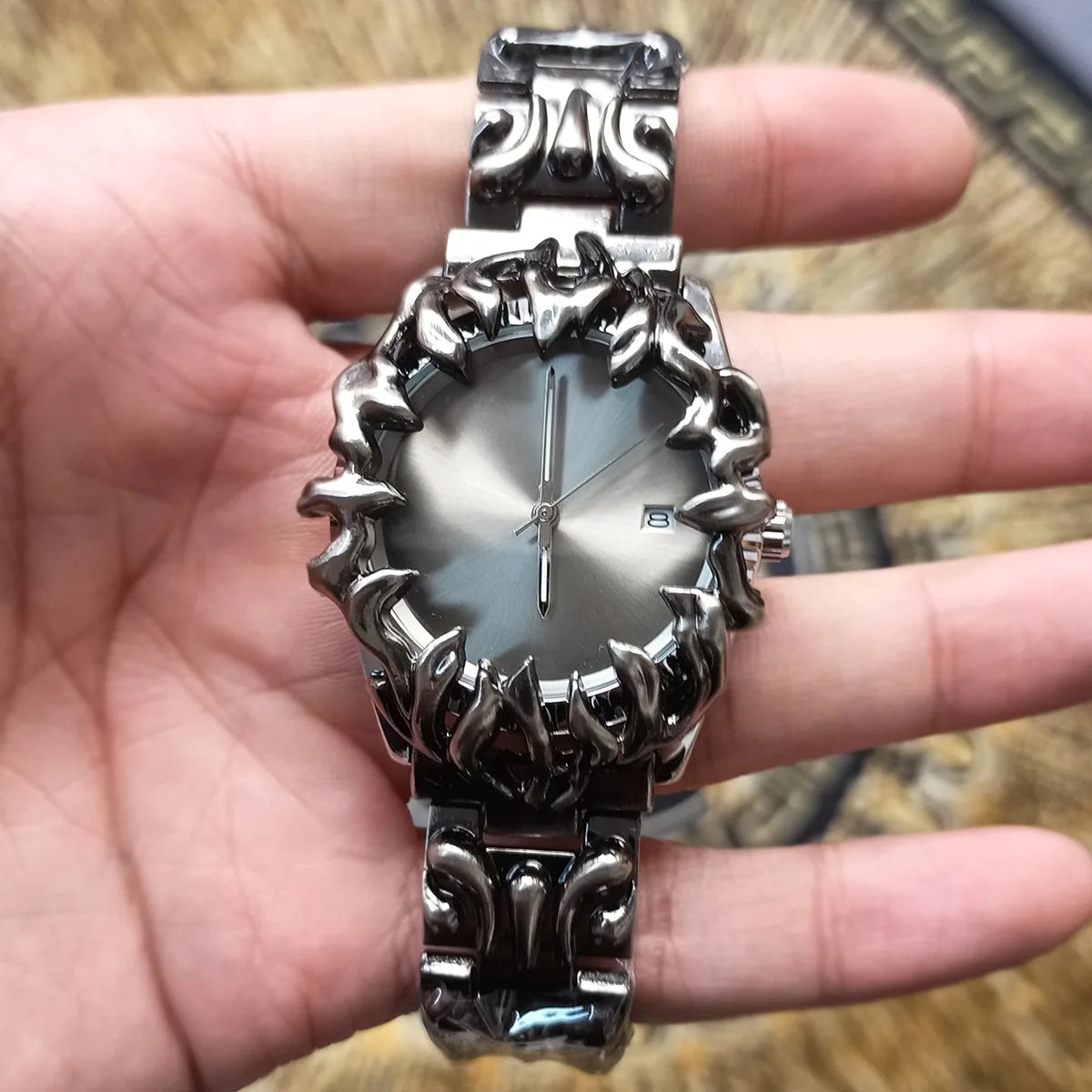 2025 Alabaster Industries Y2K Demon Claw Quartz Watch Men Hot Medieval Old Unique Creative  Men's Watches Steel Watch AAA Clock