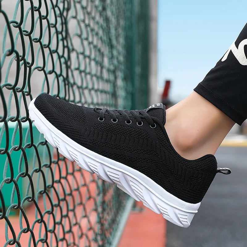MAEDEF 2024 Running Shoes Men Sneakers Fashion Lightweight Trainers Breathable Walking Shoe Outdoor Comfortable Athletic for Men