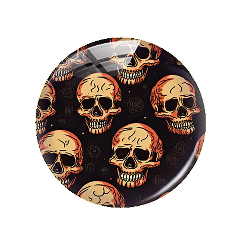 Breloques cabochons en verre à dos plat, style gothique sombre, tête de mort et fleur, pour la création de bijoux DIY. Démonstration de camée à dos plat pour la fabrication de bijoux DIY.