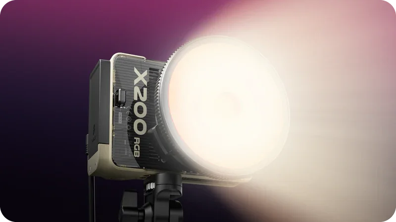 ZHIYUN MOLUS X200 RGB X200 Bi-color LED Video Light 200W High Brightness Adjustable Color Temp APP Control for Vlogging Filming