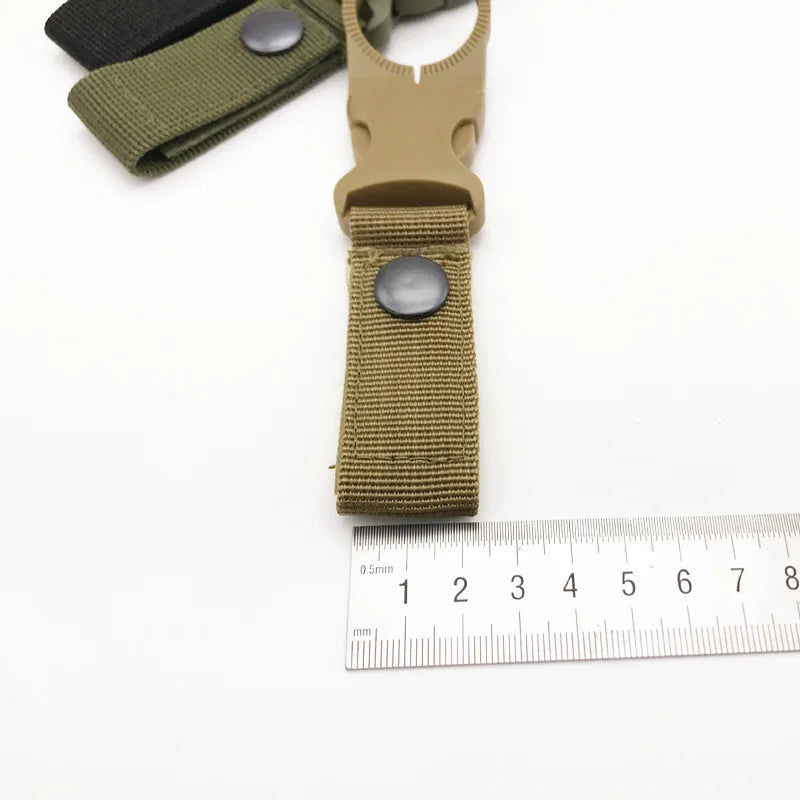 1/2/5pcs Hanging Bottle Buckle Clip Carabiner Portable Water Bottle Holder Clip Belt Backpack Hanger for Outdoor Camp Hiking