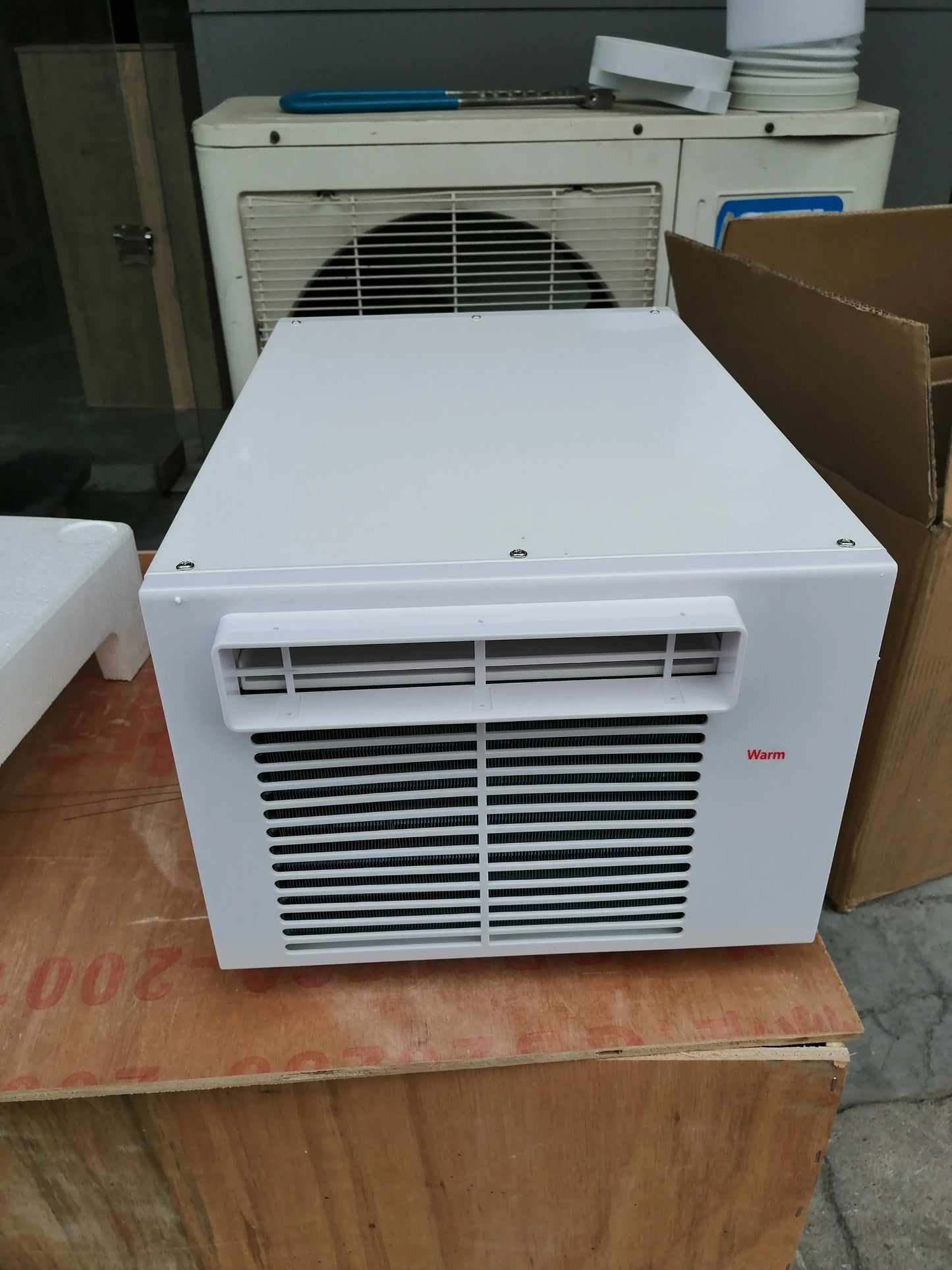 Home Portable Mobile Air Conditioning Dehumidification Desktop Mini Cooling Only Machine Free Installation with Remote Control