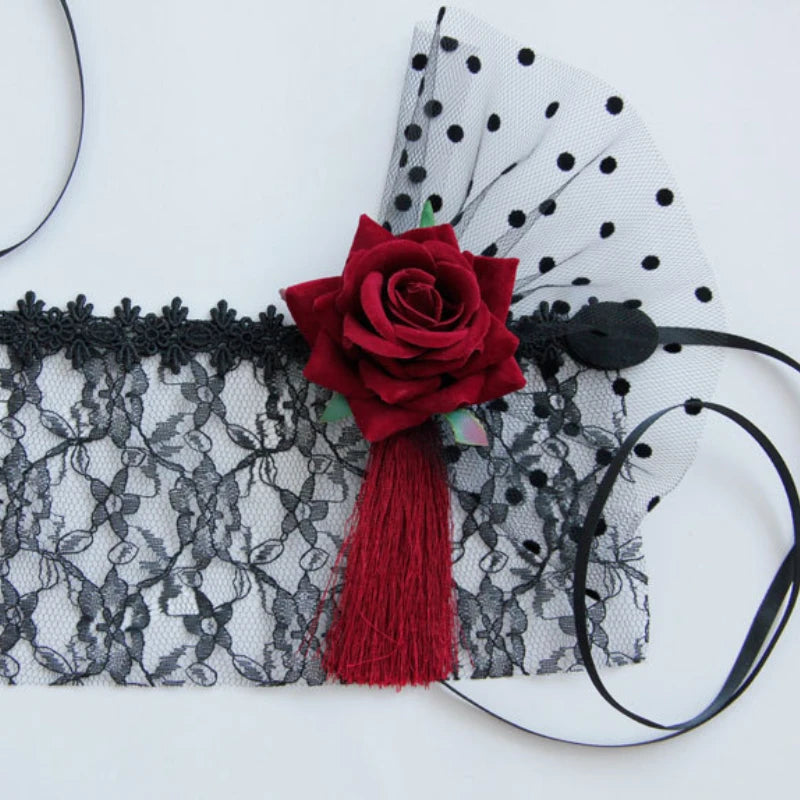 Women Hollow Lace Masquerade Face Mask Sexy Cosplay Prom Party Props Costume Halloween Masquerade Mask Nightclub Queen Eye Mask