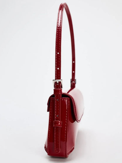 Red Stick Underarm Bag 2024 Autumn New Product Fashionable Simple Commuter Flip Retro Shoulder Bag