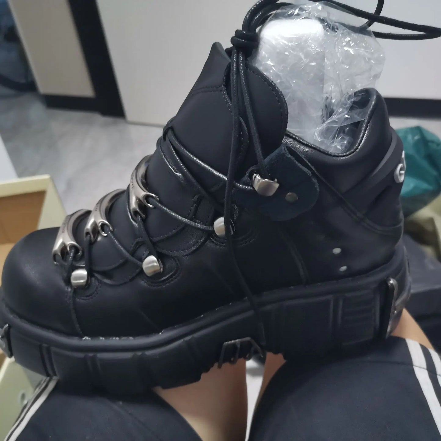 2025 Celebrity Inspired Heavy Metal Platform High-Top Shoes Women Punk Small Leather Shoes Gothic Dark Motorcycle Boots Fashion