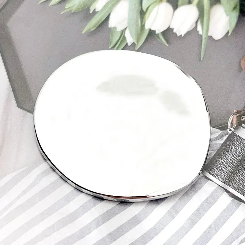 High Quality Surface Shine Metal Oval Brooch Large Irregular Pins Autumn Winter Lady Daily Colthes Backpack Ornament Accessories