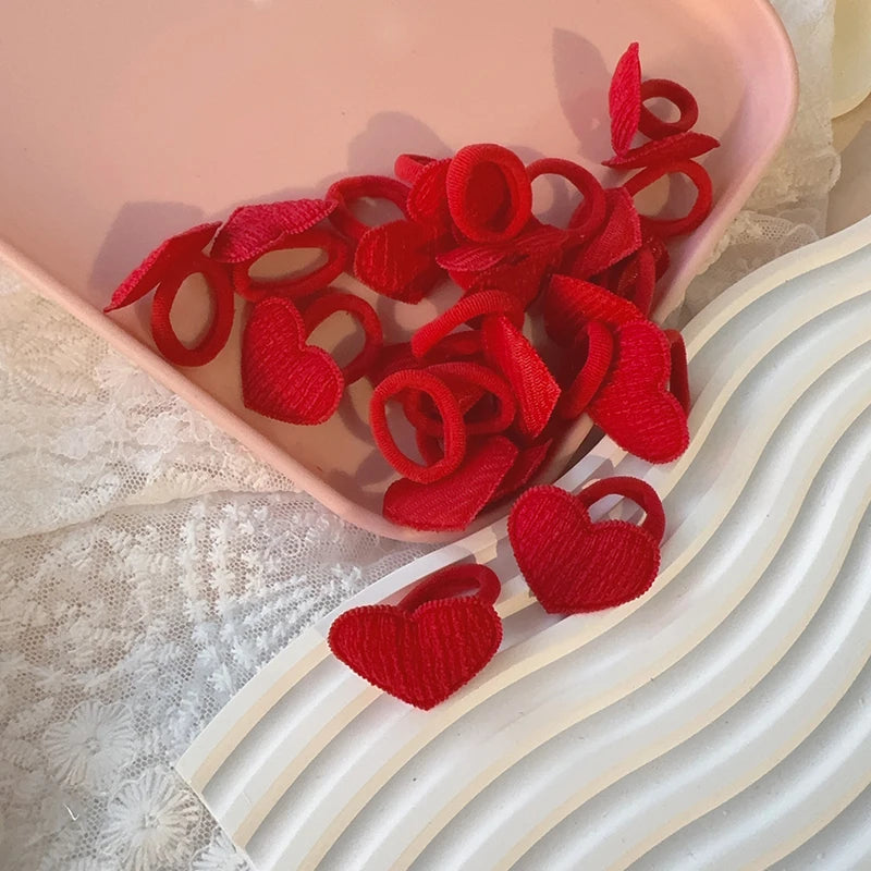 Lot de 10 élastiques à cheveux rouges pour filles, motif couronne et papillon, pour le Nouvel An. Sans danger pour les cheveux. Cordon en caoutchouc pour queue de cheval.