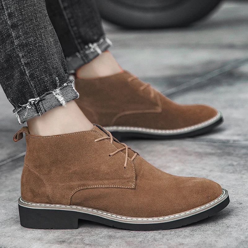 2025 Hot Selling High Top Retro Mens Casual Shoes Outdoor Wear-resistant Lace Up Flat Shoes Autumn and Winter Warm Walking Shoes