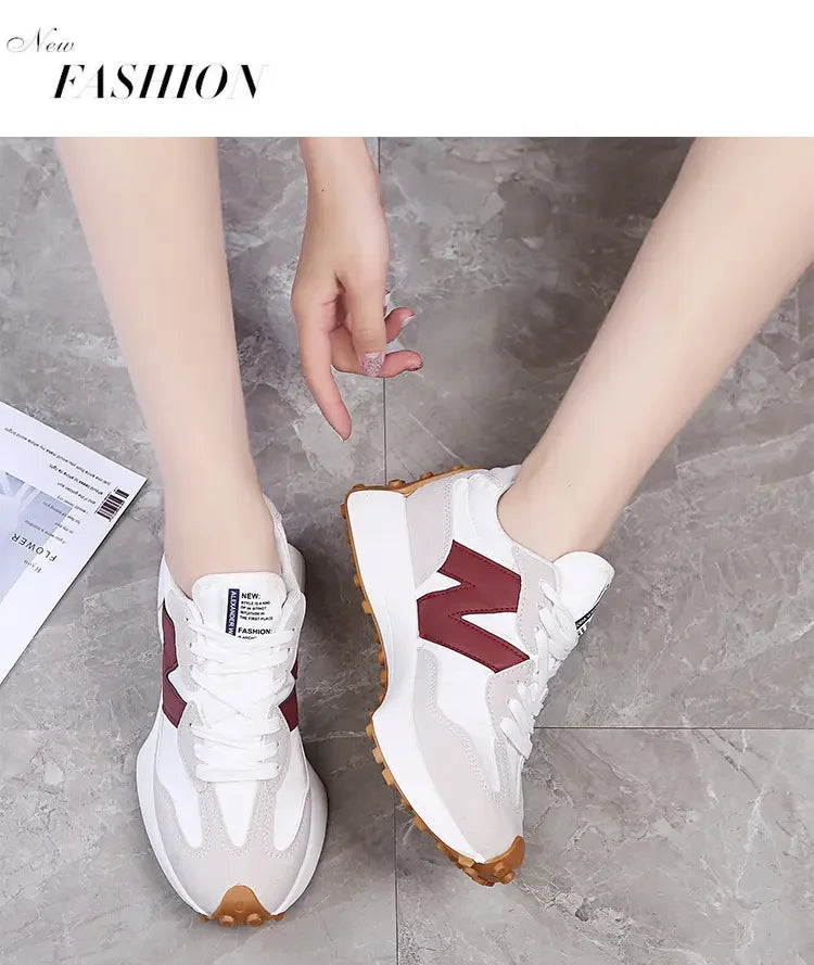 2026 New Women Casual Shoes Fashion Breathable Walking Flat Shoes Sneakers Women 2025 Gym Vulcanized Shoes White Female Footwear