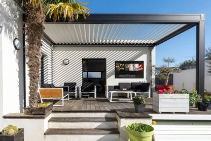 Soulaca Outdoor TV, 55" 4K Smart Outdoor TV, 2000 Nit High Brightness, IP65 Waterproof, Sunlight Readable Display