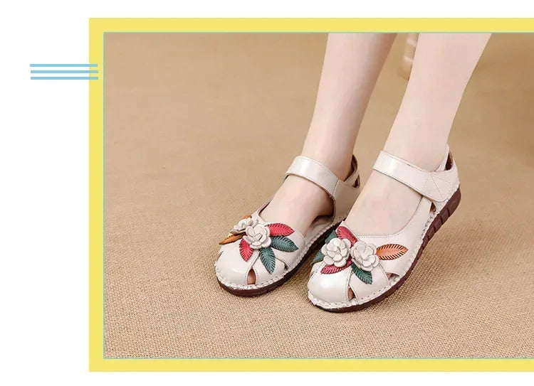 New 2025 Ladies Flat Sandals Soft Leather Anti-Slip Bottom Ethnic Style Comfortable Soft Surface Design for Elderly People