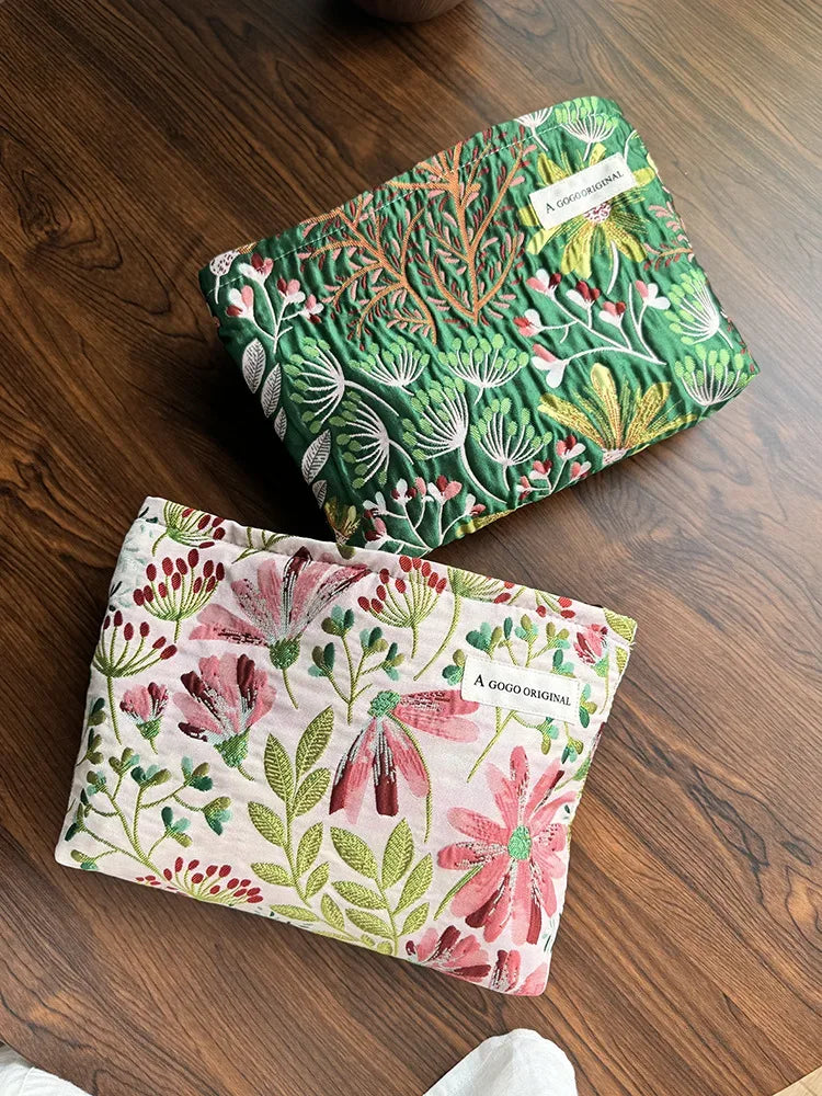 Ins Floral Cosmetic Bag Women Clutch Bag Makeup Bags Portable Skincare Storage Bags Toilet Bag Makeup Pouch Travel Organizer