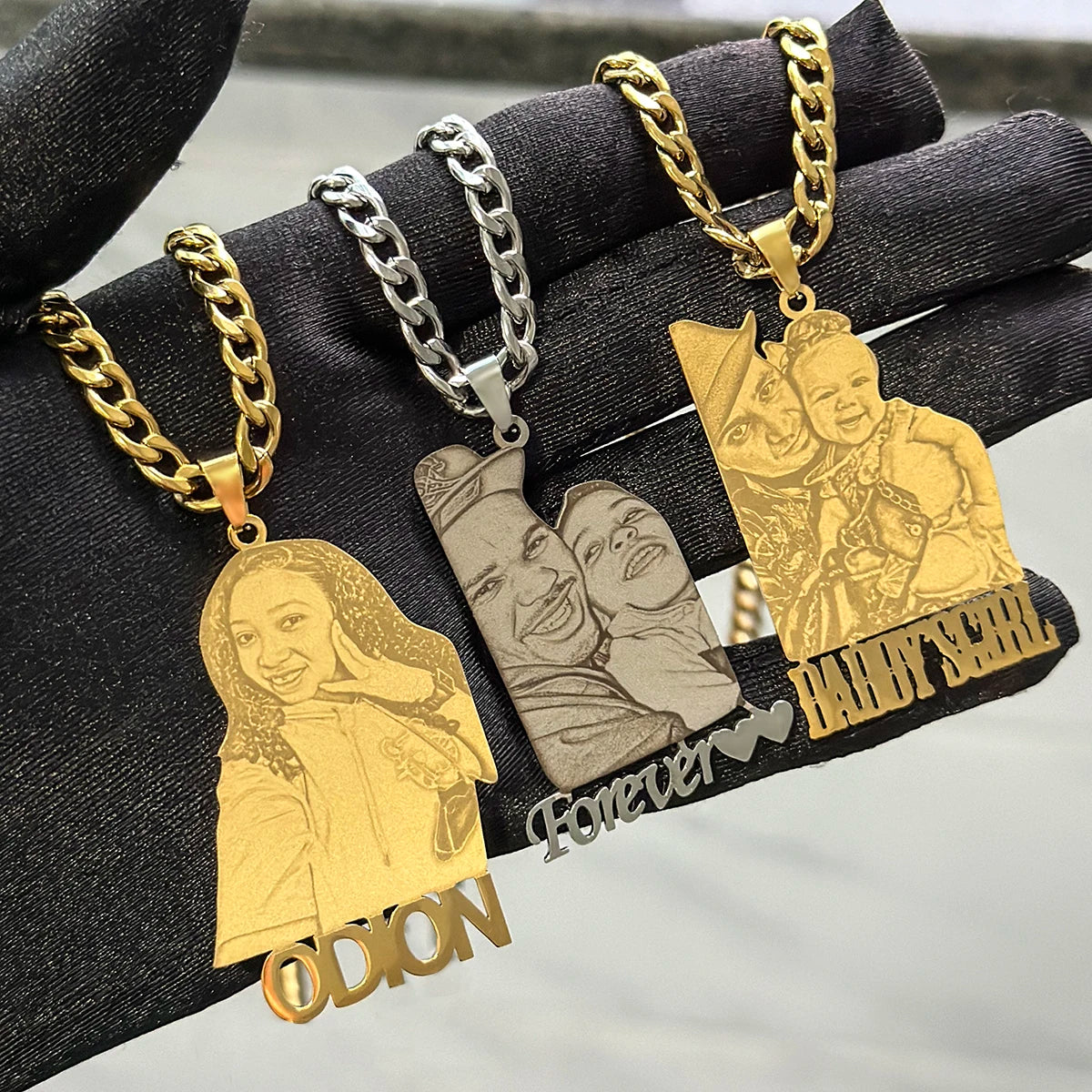 Wholesale Custom Photo Necklace Custom Stainless Steel Engrave Pet Dog Cat Name Memory Frosted Photo Necklace Jewelry For Woman