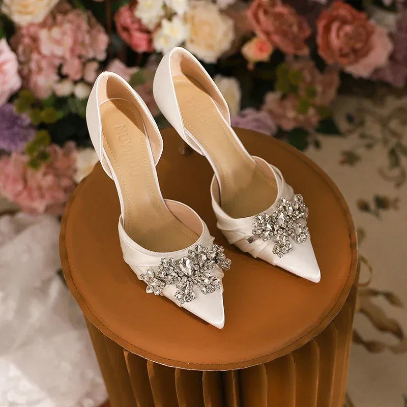 2025 Autumn New White French High Heels Pointy Rhine-Diamond Thin Heel Not Tired Foot Single Shoes Wedding Shoes