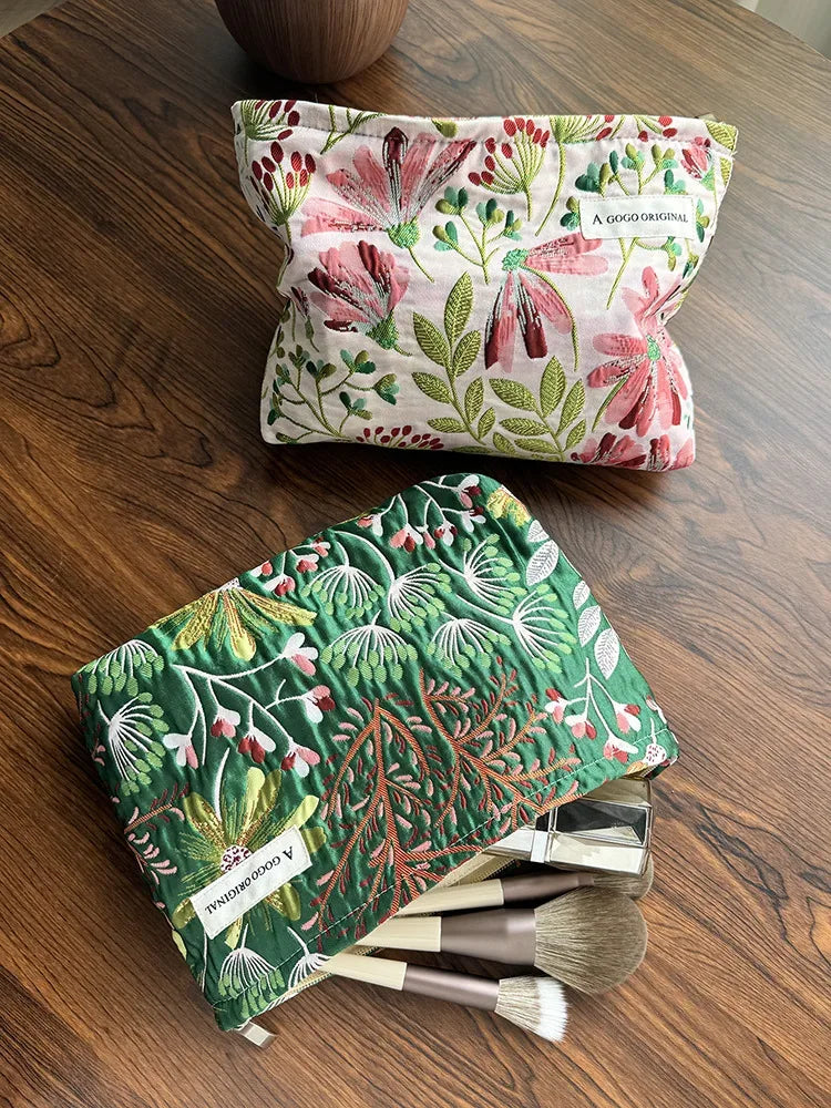 Ins Floral Cosmetic Bag Women Clutch Bag Makeup Bags Portable Skincare Storage Bags Toilet Bag Makeup Pouch Travel Organizer