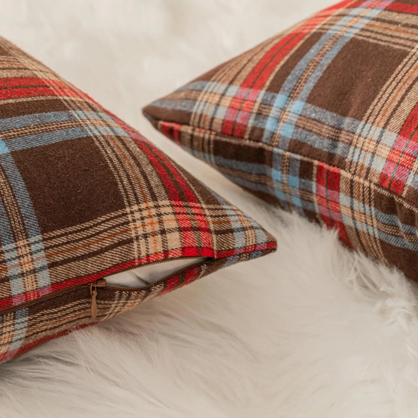 Christmas Plaid Decorative Throw Pillow Covers Scottish Tartan Cushion Case for Farmhouse Home Holiday Decor Sofa Couch Decor