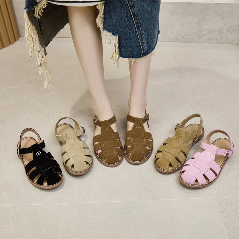 AIYUQI Flat-soled Retro Genuine Leather Hollow Baotou Sandals Women's 2026 New Hollow Pig Cage Women's Sandals