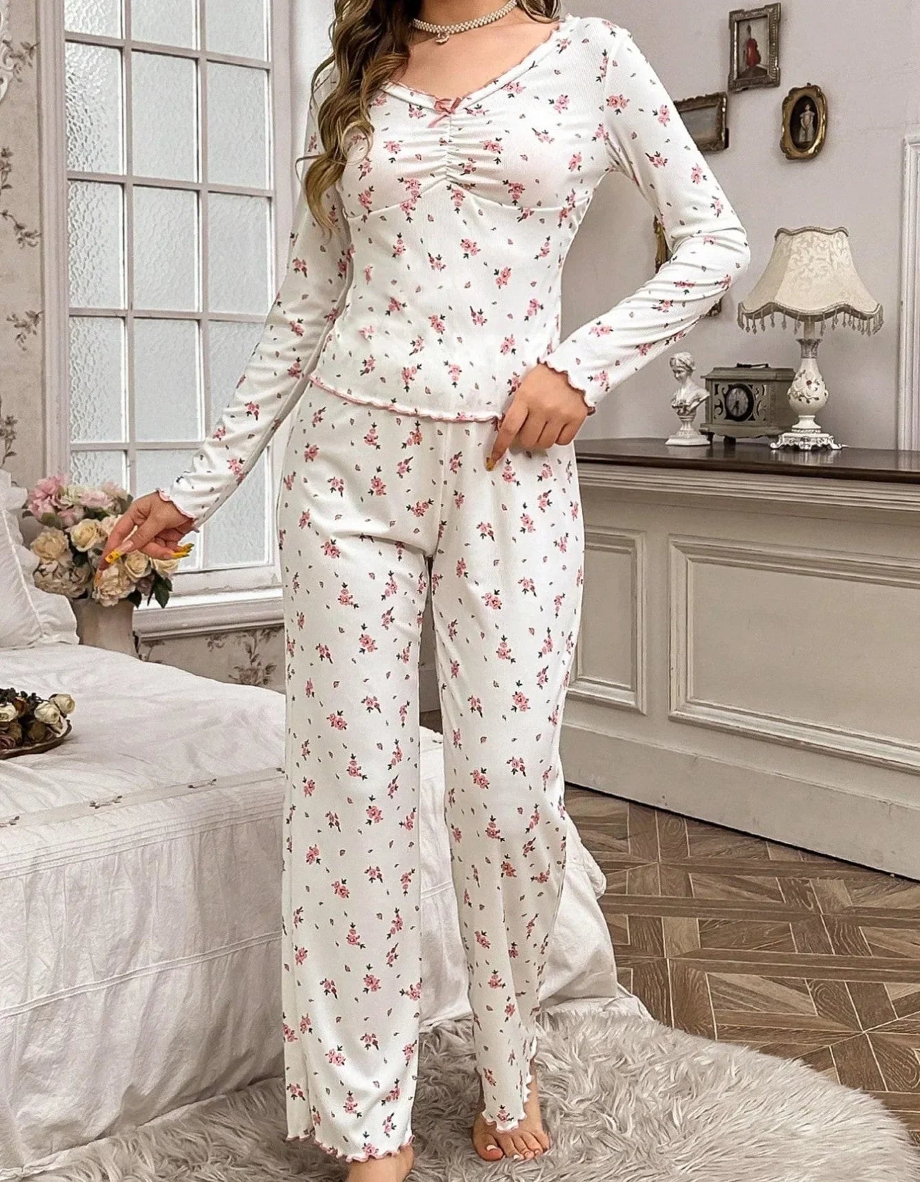 Women Pajamas Set Autumn Winter Sleepwear Round Neck Floral Printed Long Sleeve Tops and Trousers Home Wear Loungewear