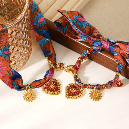 Huang Chao Women Fashion Scarf Necklace Bracelet Set Peach Heart Pendant Scarf Pendant Autumn Winter Jewelry Accessories