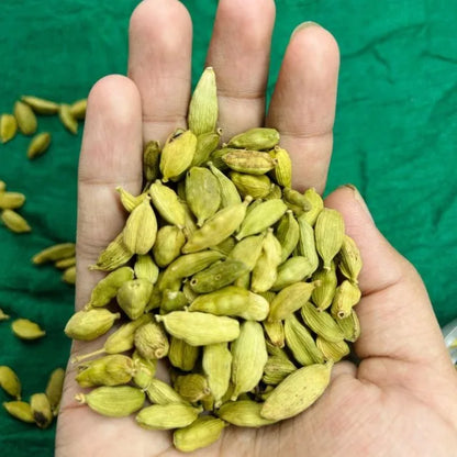 Premium Green Cardamom Dried AD Process Export Quality Aromatic Pods Handpicked Natural Spice Bulk Supply From Saanvisha India