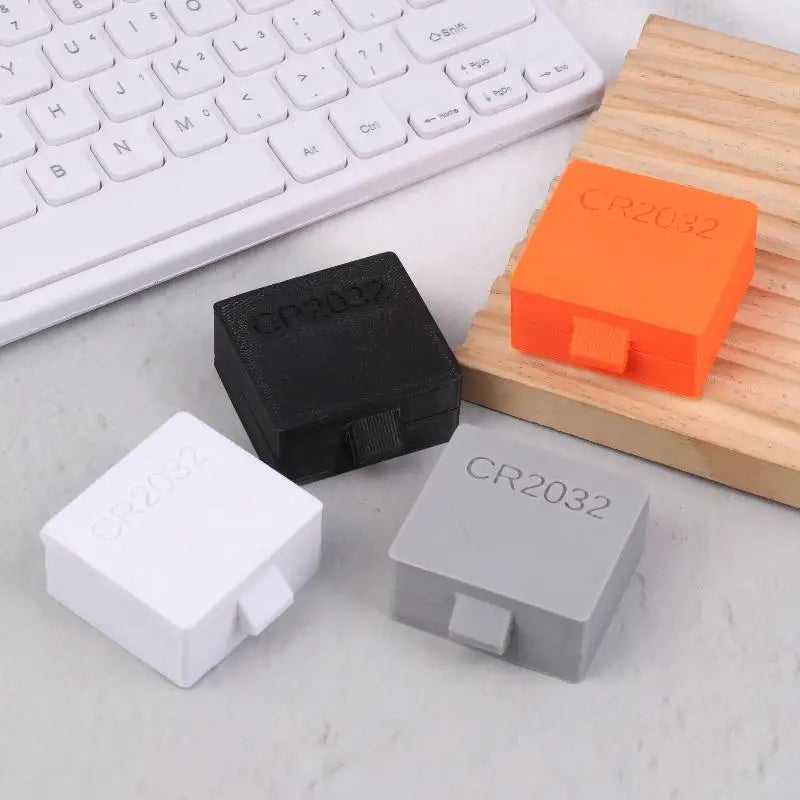 Wholesale 20-Hole CR2032 Battery Box Coin Cell Battery Storage Case Small Battery Organizer Portable Batteries Protective Holder