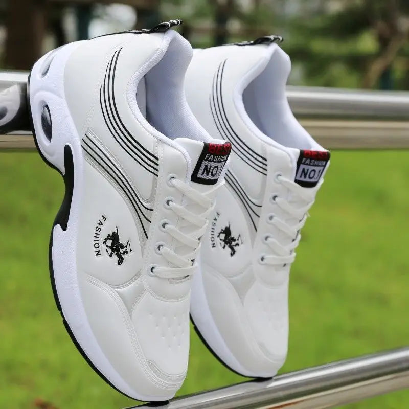 New Fashion Silver Trainers Glitter Spiky Shoes Men Lace Up Sneakers Low Top Shoes Red Sole Man Designer Sneaker With Spikes