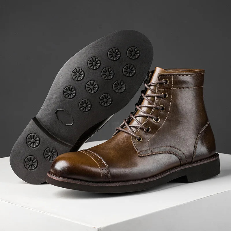 Men Boots 2025 American style Comfortable Fashion Leather Boots Lace up men's short boots motorcycle boots