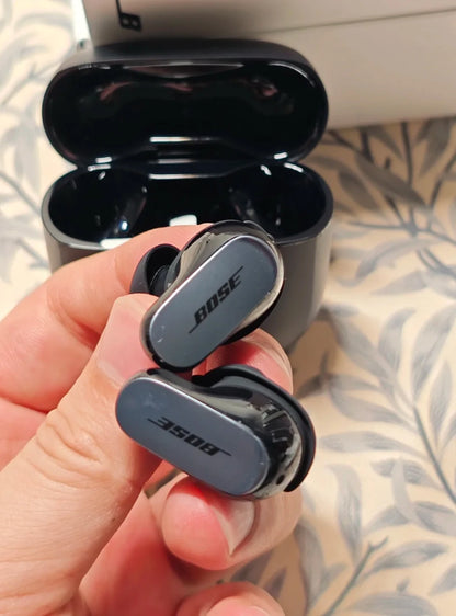 Bose QuietComfort Ultra Wireless Noise Cancelling Headphones Bluetooth Earbuds Space Audio and First-Class Noise Cancelling