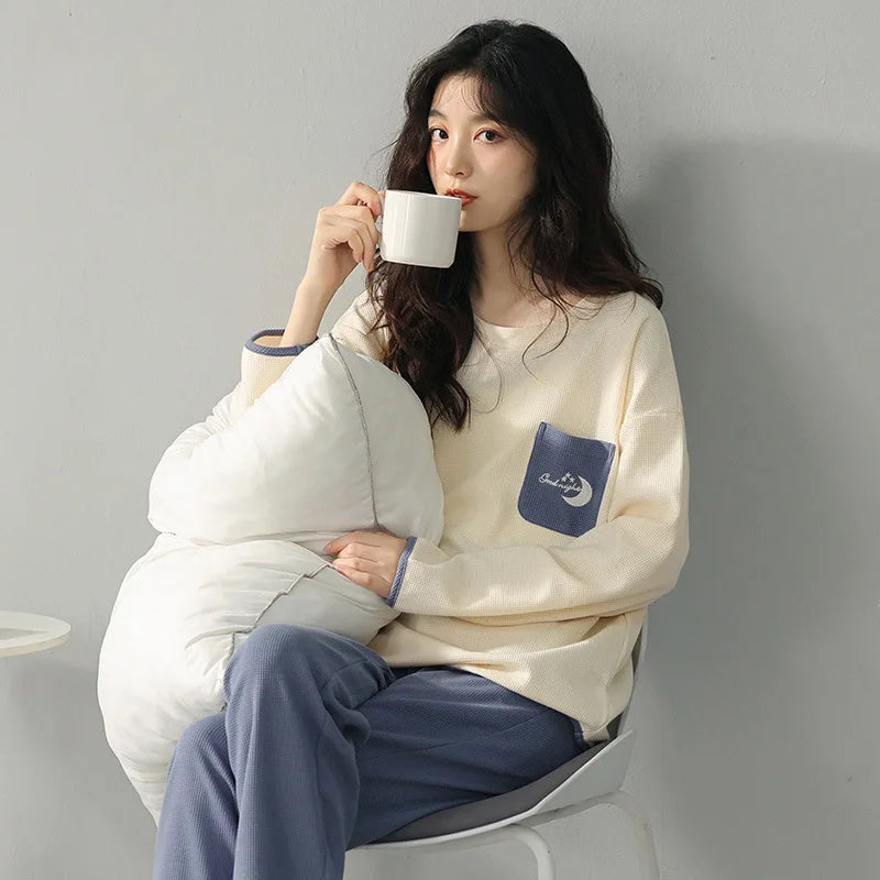 Long-Sleeved Pyjamas Women's Autumn and Winter Cotton Round Neck Fashion Soft Casual Breathable Cute Cartoon Loungewear Outside
