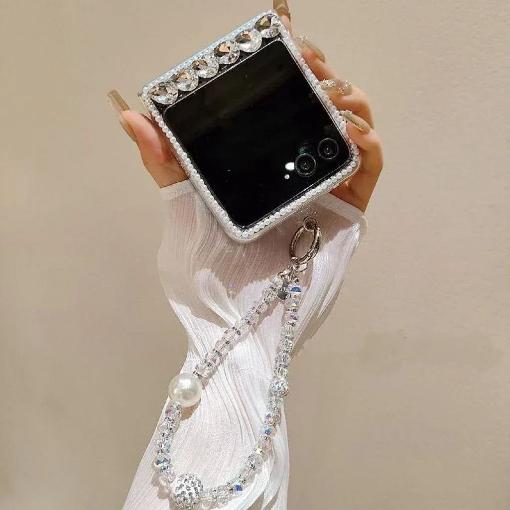 Luxury Crystal Pearl Elegant Butterfly Diamond Strap Phone Case Cover For Motorola Razr 50 60 40 Moto 2023 2024 2025 Plus Ultra