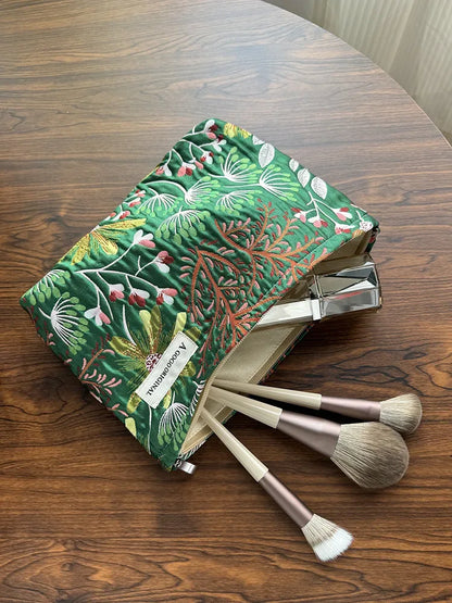 Ins Floral Cosmetic Bag Women Clutch Bag Makeup Bags Portable Skincare Storage Bags Toilet Bag Makeup Pouch Travel Organizer
