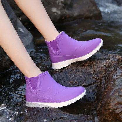 Fashionable Winter Short Ankle Women's Rain Boots Waterproof Slip Resistant Car Wash Shoes Adult Fleece Lined PVC Ladies Footwea