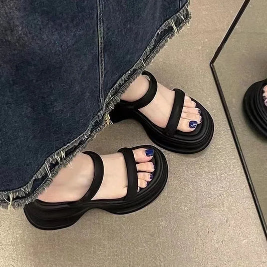 Women's Slippers Fashion Thick-soled Casual Sandals 2025 Summer New Beach Slippers for Women Platform Sandals Sandalias De Mujer
