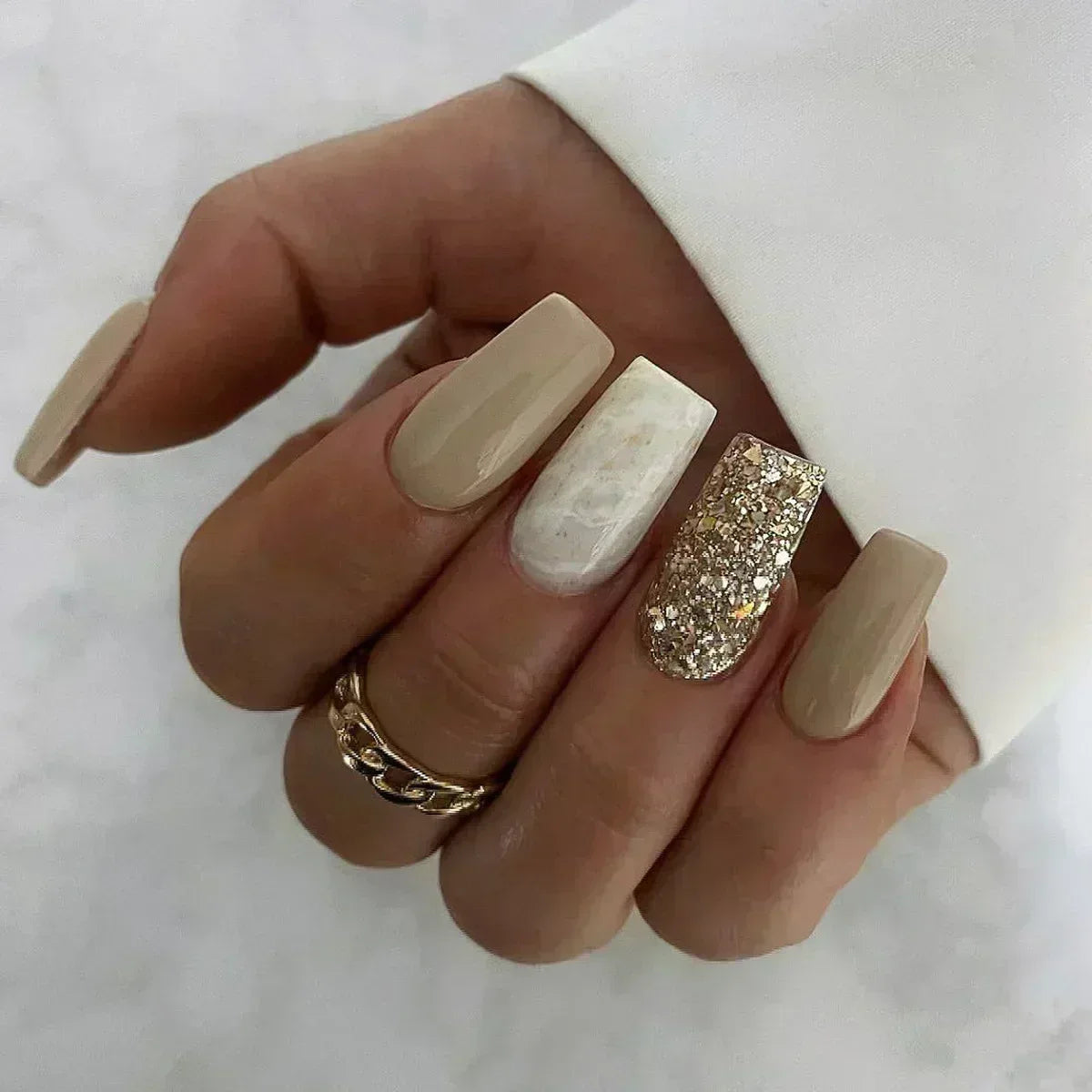 Romantic Red Lips Valentine's Day Wearable Fake Nails Frosted White Detachable Finished False Nails Press on Nails with Glue