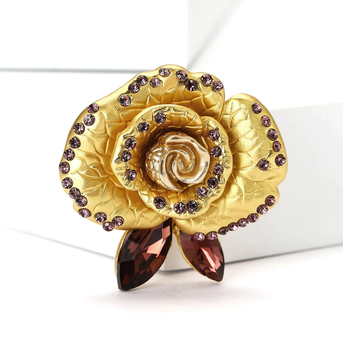 Valentine's Day Enamel Rose Brooches for Women Rhinestone Plant Flower Pins Banquet Party Backpack Gifts Jewelry Accessories