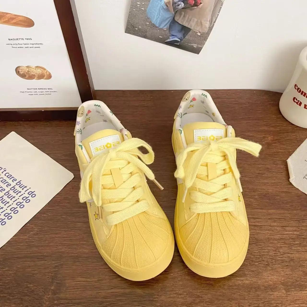 Thick-soled yellow flats for students, versatile sports casual shoes for women