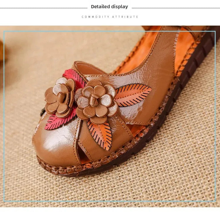 New 2025 Ladies Flat Sandals Soft Leather Anti-Slip Bottom Ethnic Style Comfortable Soft Surface Design for Elderly People