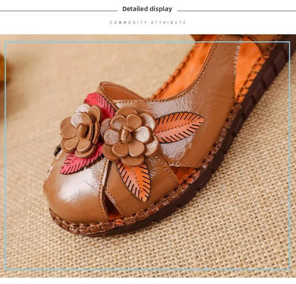 New 2025 Ladies Flat Sandals Soft Leather Anti-Slip Bottom Ethnic Style Comfortable Soft Surface Design for Elderly People