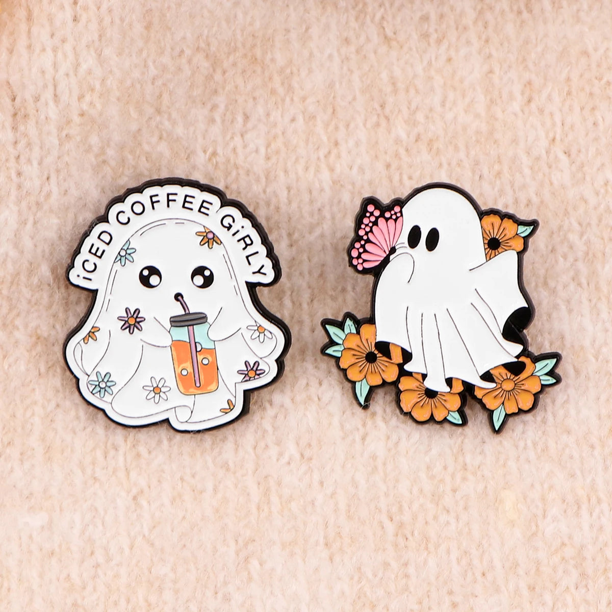 Broche fantôme d'Halloween en émail, style dessin animé, pin's pour homme, badge à accrocher à un sac à dos, accessoire de mode, bijou mignon, cadeau idéal pour les fêtes.