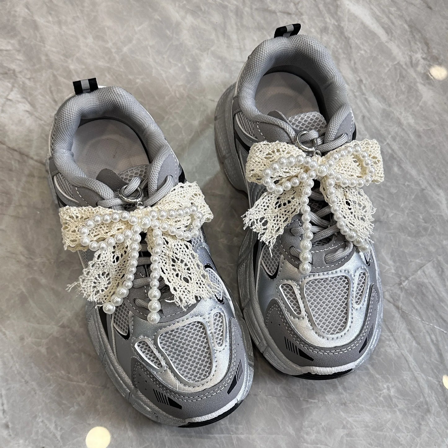 Lace pearl bow Shoe Shoelaces Charms for Sneakers Decorative Shoe Flower Buckle Decorative Shoe Fashion Charm Accessories