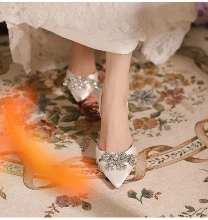 2025 Autumn New White French High Heels Pointy Rhine-Diamond Thin Heel Not Tired Foot Single Shoes Wedding Shoes