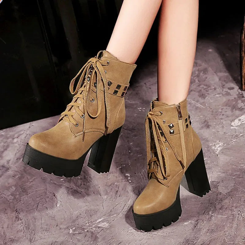KNCOKAR The new autumn/winter fashion ultra high heels and short boots with a waterproof platform rivet and female boots