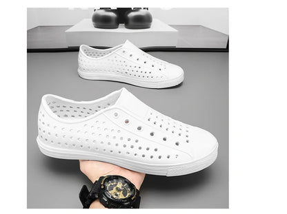 New beach sandals perforated shoes men's anti slip work shoes summer garden shoes water shoes ultra light outdoor walking shoes